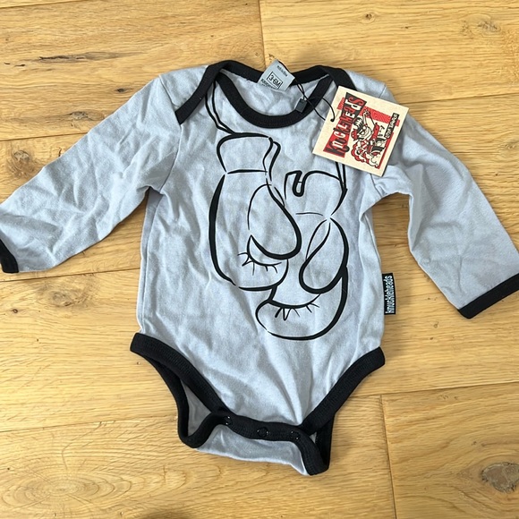 Baby onezy - Picture 1 of 5